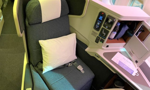 What’s the new Cathay Pacific business class bedding like?