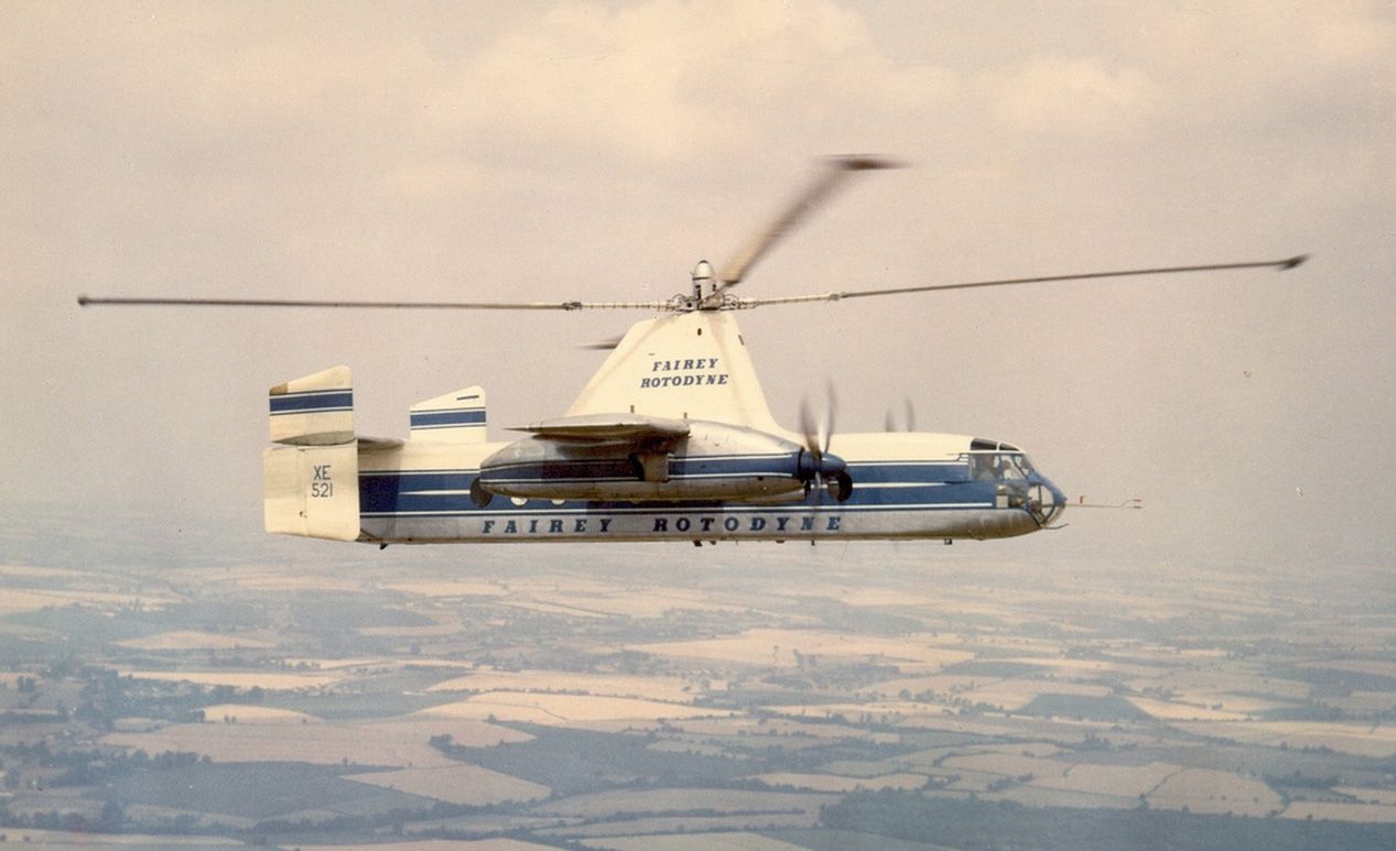 Fairey Rotodyne in flight