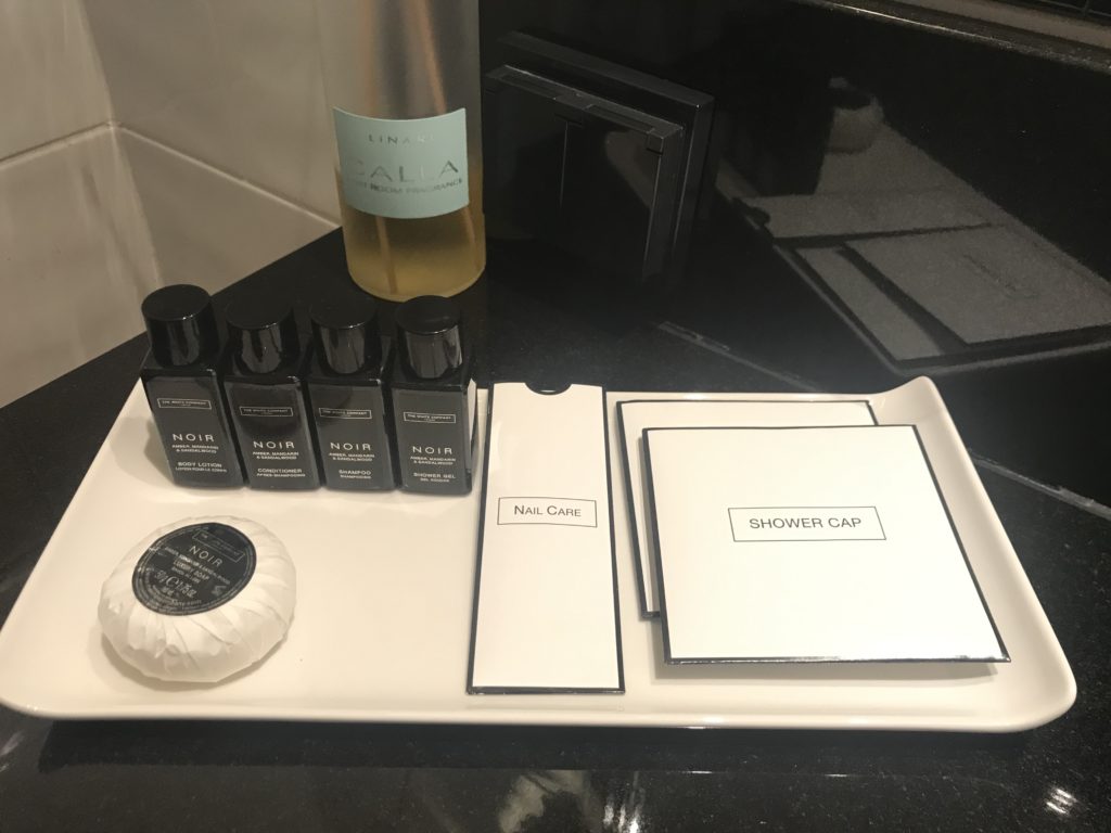 Hotel Lilla Roberts bath amenities