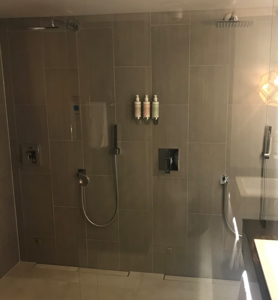 Klaus K Hotel Helsinki Bathroom