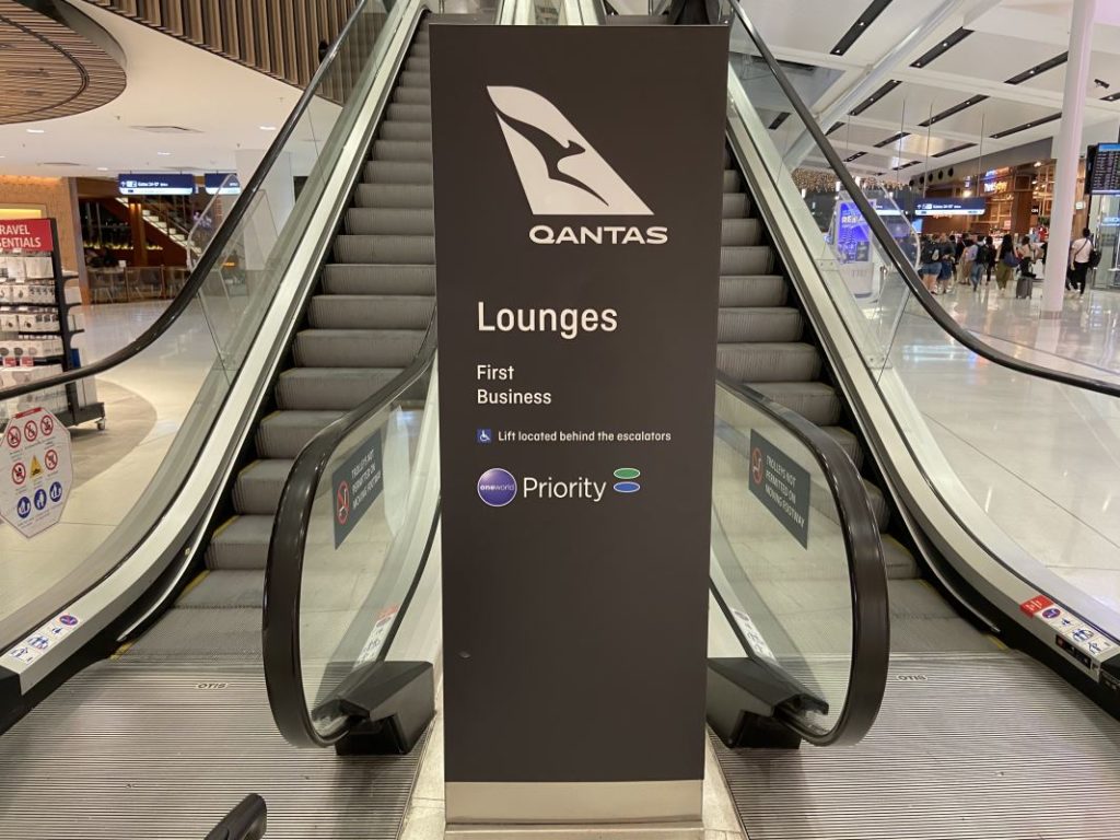 Escalator to Qantas International business class lounge Sydney