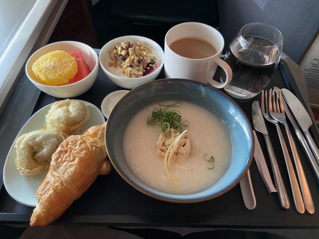 Hong Kong to Sydney breakfast in Cathay Pacific business class