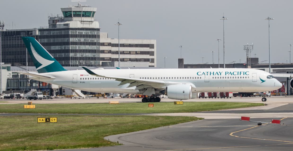 Cathay Pacific return to Dublin and Irish Times choose an odd picture for their article!