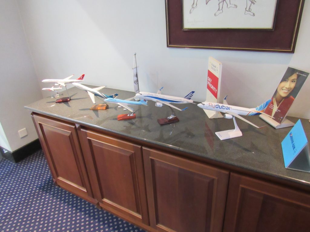 Assortment of Airline Models