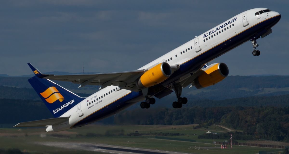 What was Icelandair economy class like back in 2005?