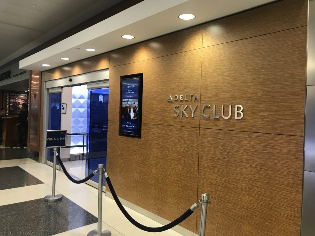 Delta Sky Club JFK Terminal 4 entrance