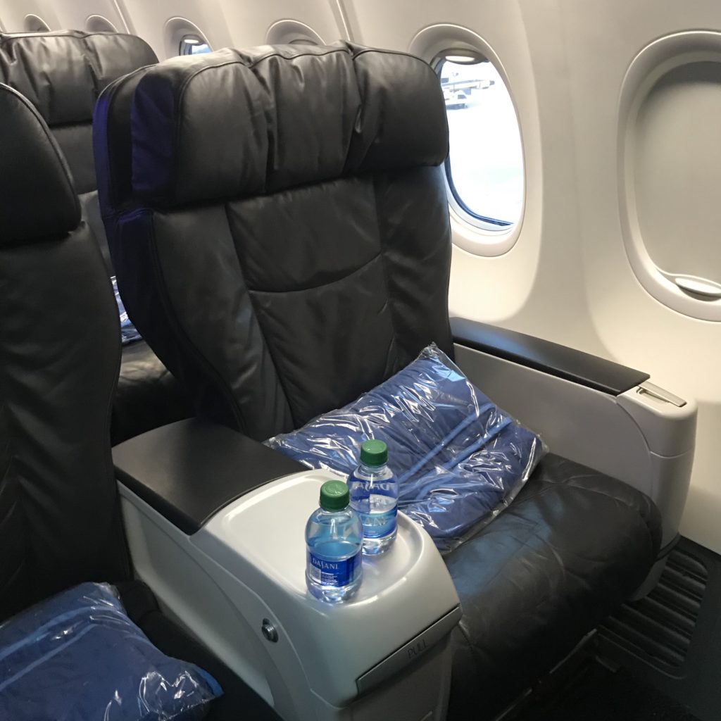 Alaska Airlines 737-900 first class seat