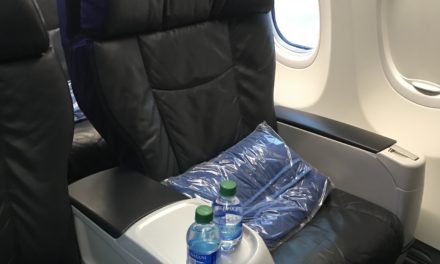 Review: Alaska Airlines 737-900 First Class, Boston to San Francisco