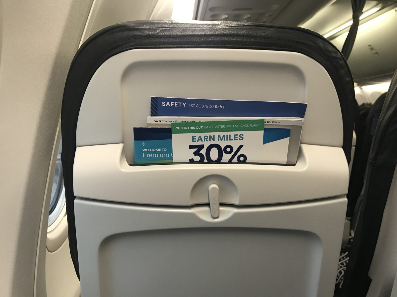 Review: Alaska Airlines 737-900 Premium Class - Boston to SFO