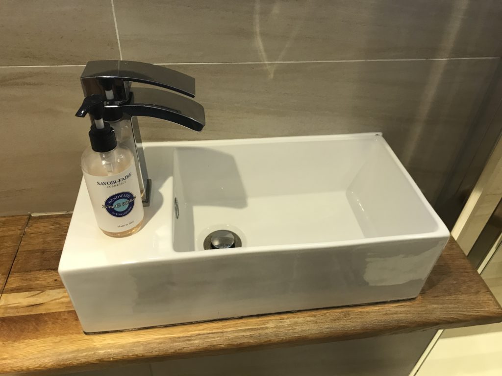 Comfort Inn Hyde Park London Sink