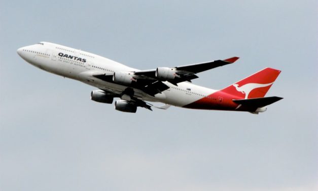 Business class around-the-world with oneworld in 2005 – 1. Qantas Sydney to Hong Kong