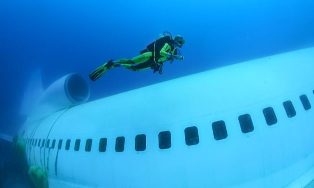 Do you know there is a Lockheed L-1011 TriStar you can dive on?