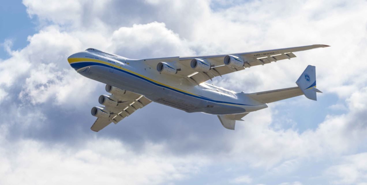 Does anyone remember the largest plane in the world, the Antonov An-225 Mriya?