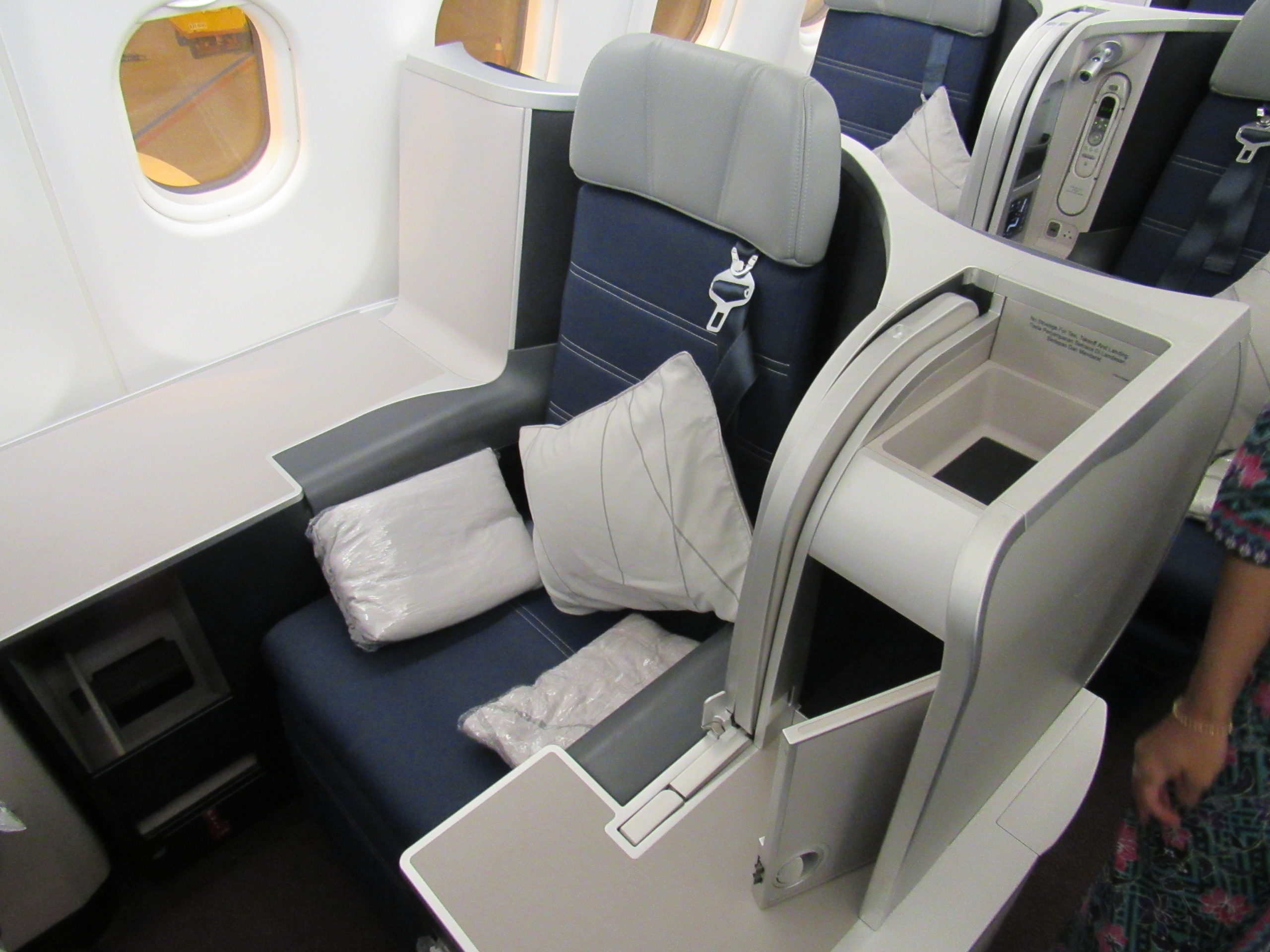 Malaysia Airlines A330 Business Class Throne Seat