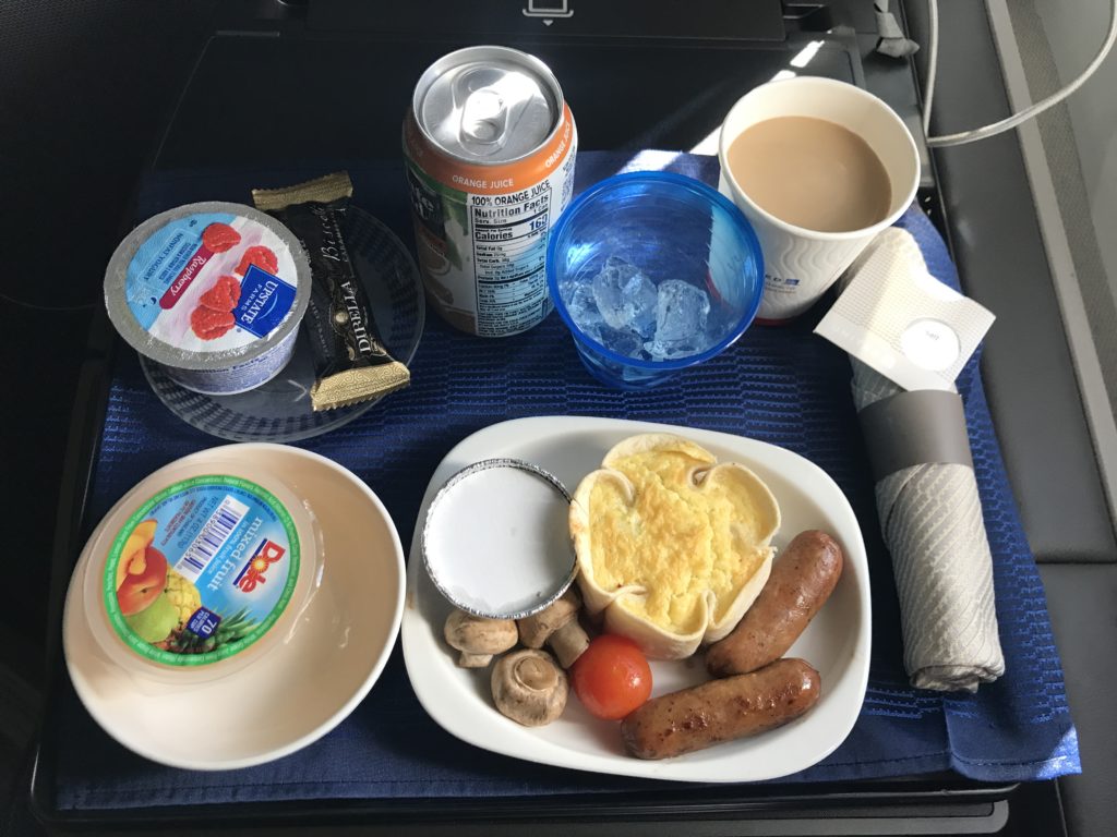 United Business Class Breakfast
