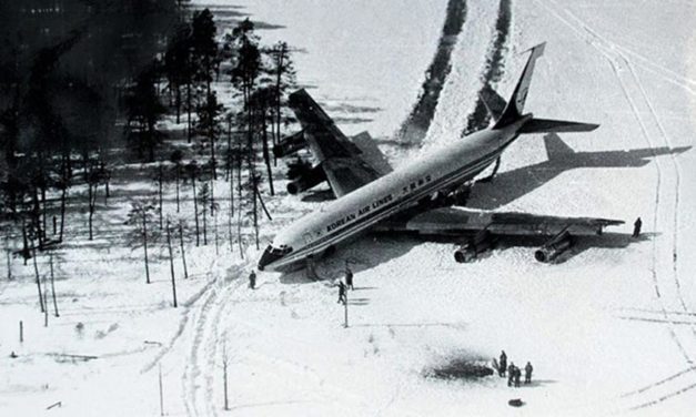 Did you know why this Korean Air Lines Boeing 707 landed on a frozen lake?