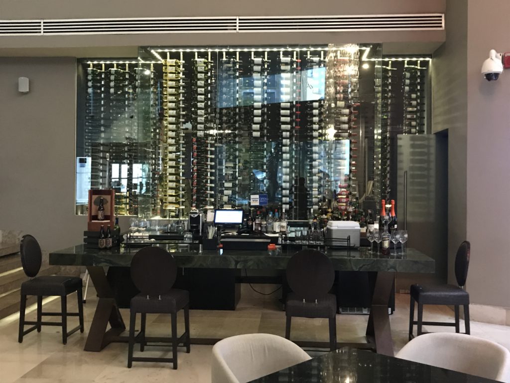 Hyatt Regency Merida lobby bar