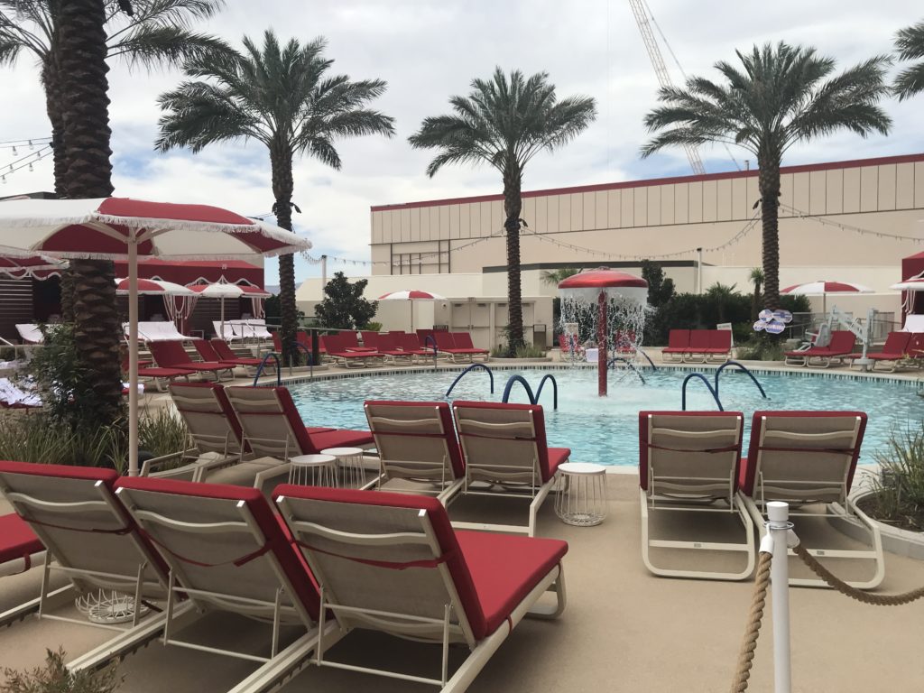 Las Vegas Hilton at Resorts World Pool Pictures & Reviews