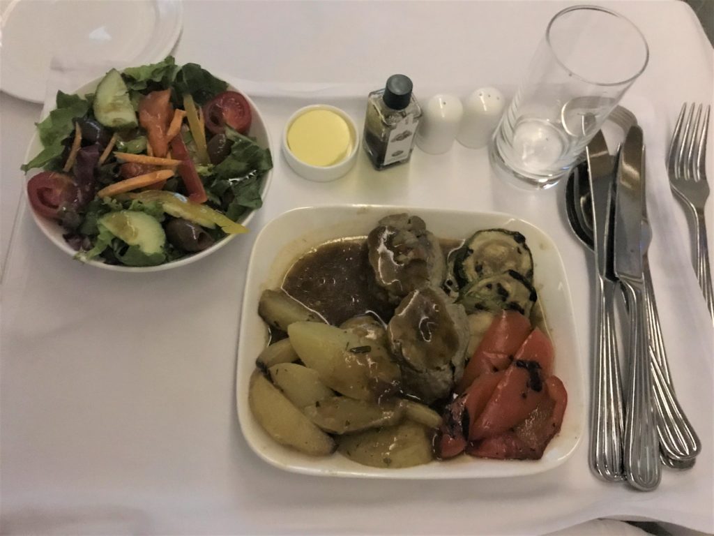 Emirates 777-300ER business class dinner