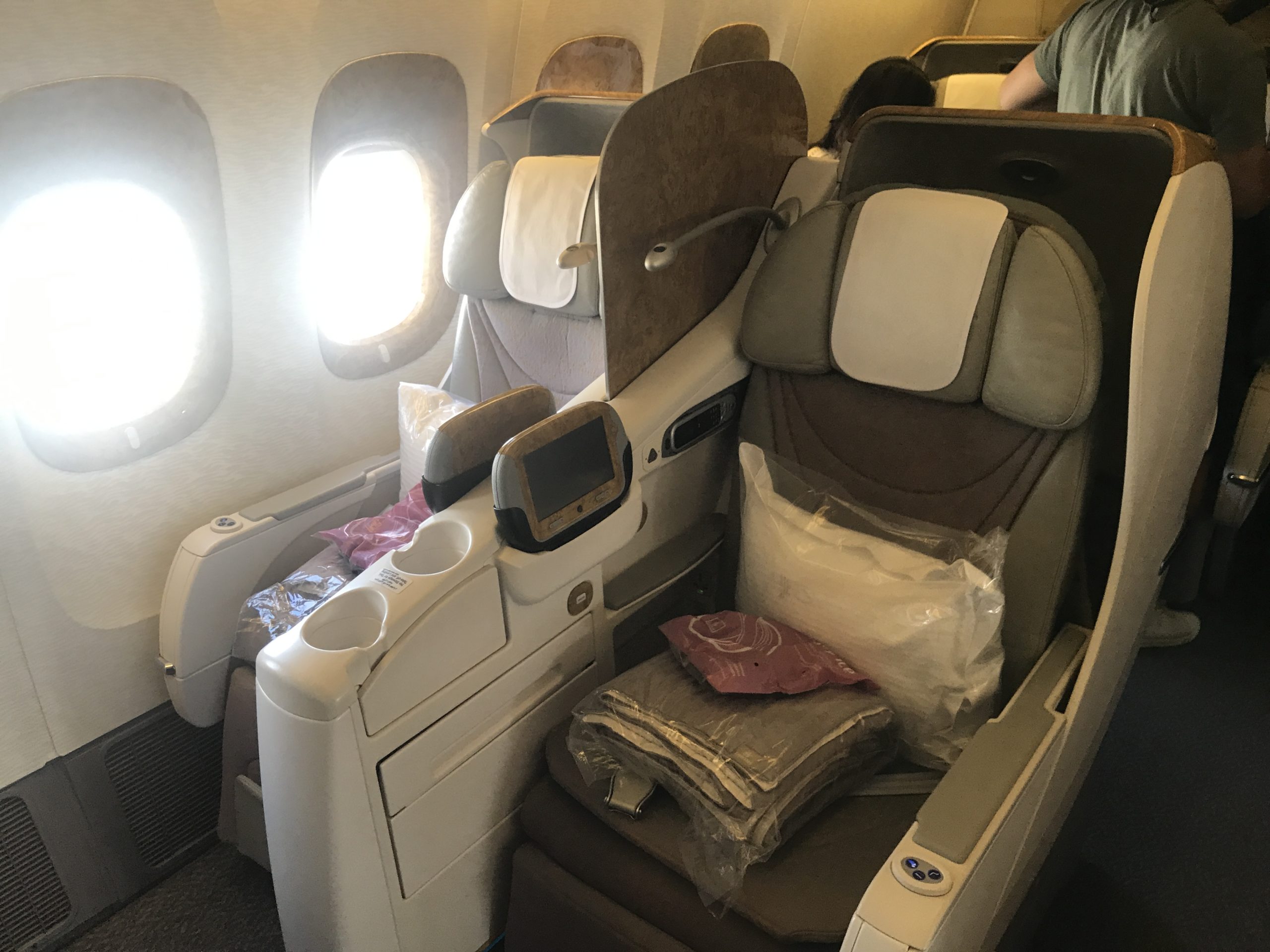 Emirates 777 300er Business Class