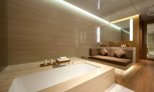 Is having a bath the ultimate airline lounge experience for frequent flyers?