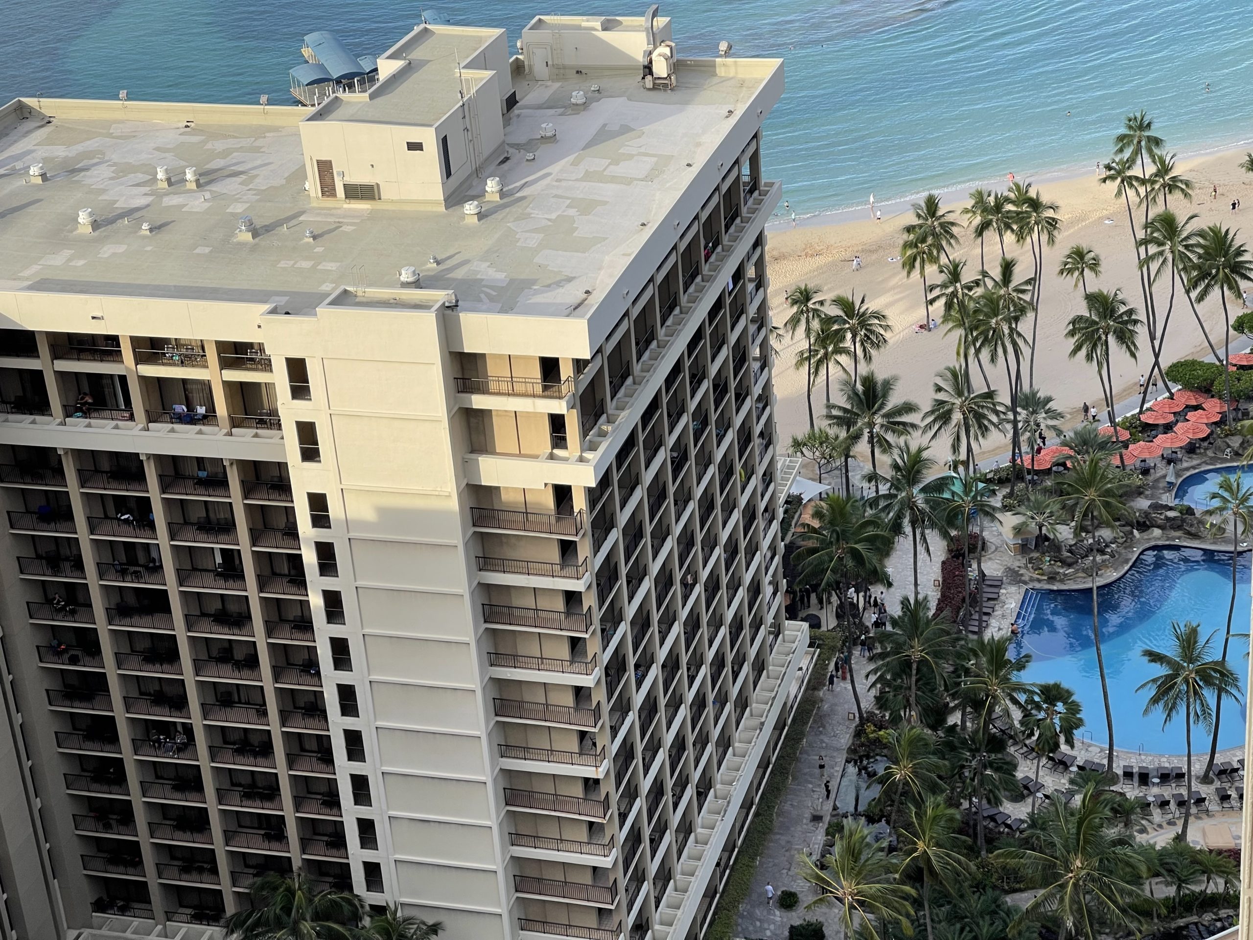 Hilton Hawaiian Village Waikiki Beach Resort Review: What To