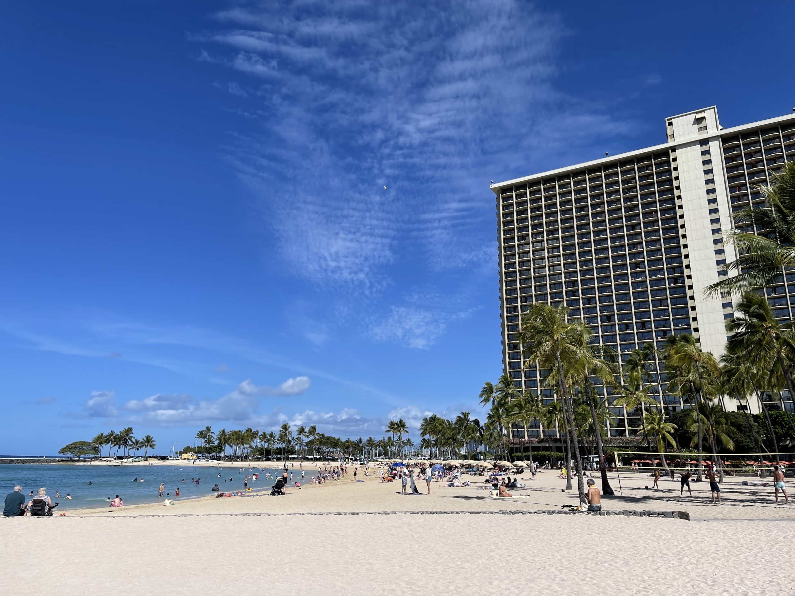 Hotel Review: Hilton Hawaiian Village, Honolulu – OUT AND OUT