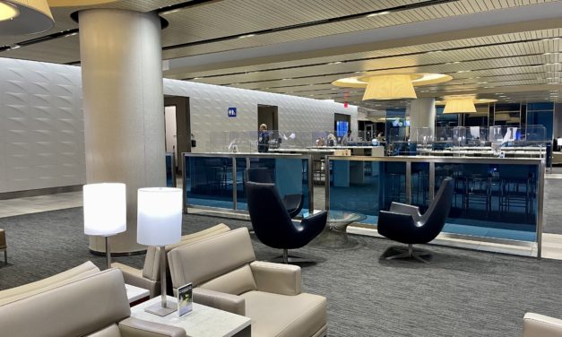 Review: United Club at LAX Evening Visit