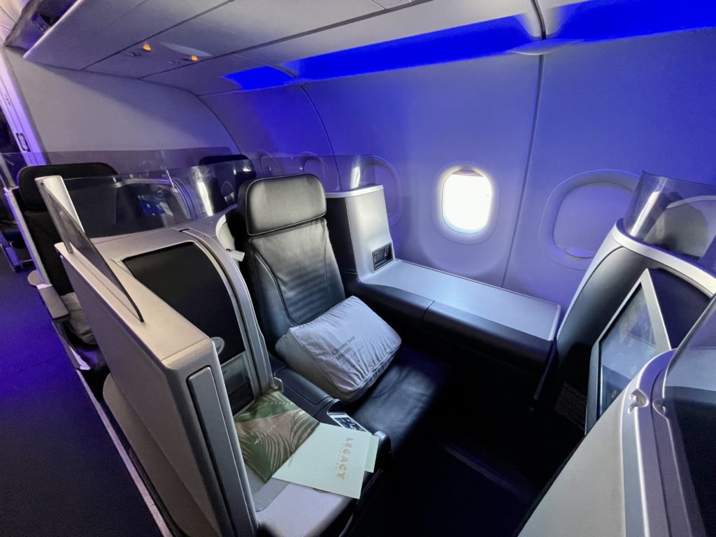 Review JetBlue Mint Business Class (LAXEWR) TravelUpdate