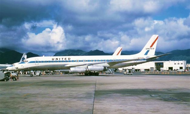 Did you know United used to offer six course meals on prime coast-to-coast flights?