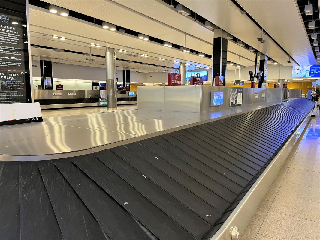 a conveyor belt in a airport