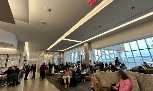 Review: Largest Delta Sky Club at New York LaGuardia (LGA)