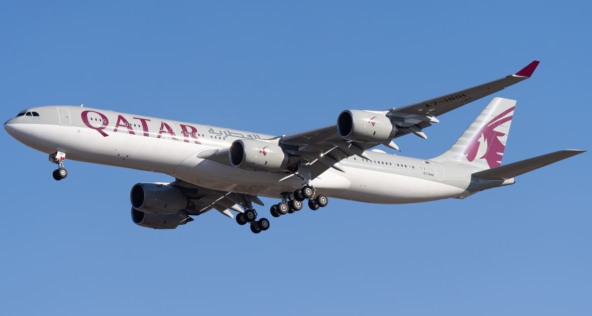 Why did a Qatar Airways Airbus A340 land at St. Maarten yesterday?
