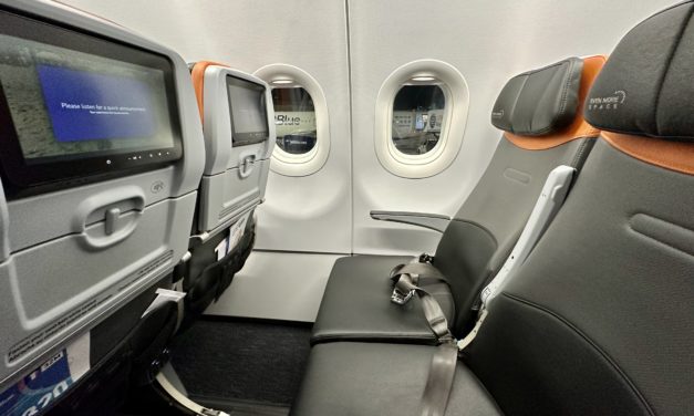 Review: JetBlue Even More Space A320 Restyled (LGA-FLL)
