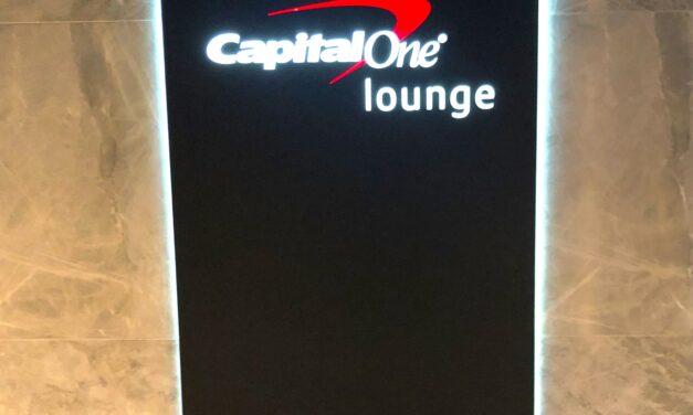 Capital One DFW lounge review.