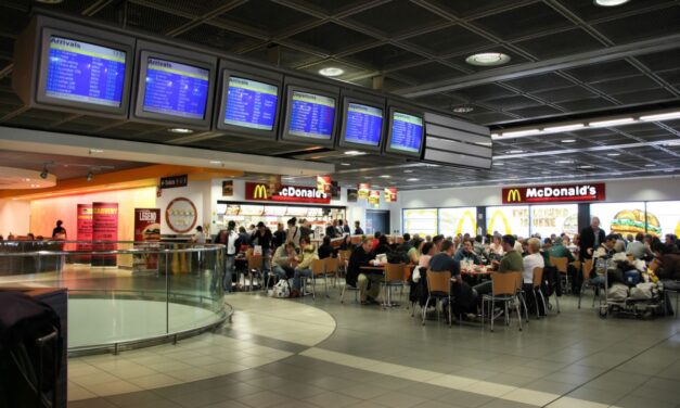 Nice! Dublin Airport to start offering hot food in lounges