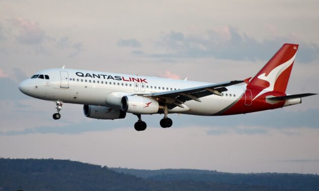 Do you know Qantas originally ordered Airbus A320s back in the 1980s?