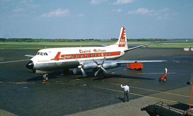 Have you seen this excellent Capital Airlines Vickers Viscount video?