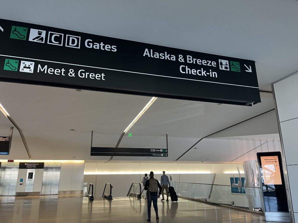 Sign to Breeze check-in at SFO