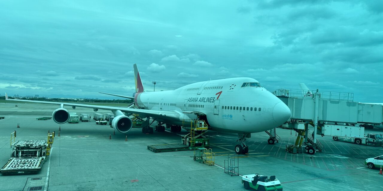 Asiana 747 Business Class Review: Flying 6 Days Before Retirement!