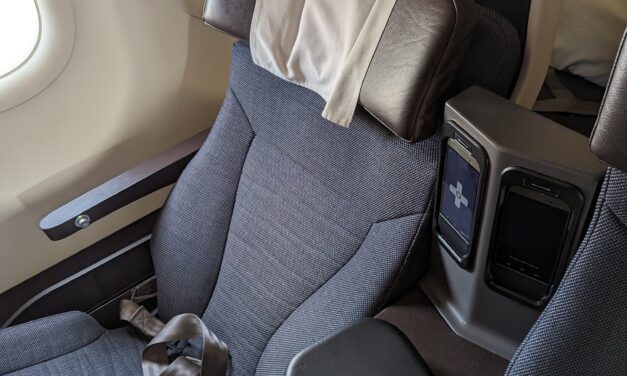 Six Passengers in Two Business Class Seats in Gulf Air