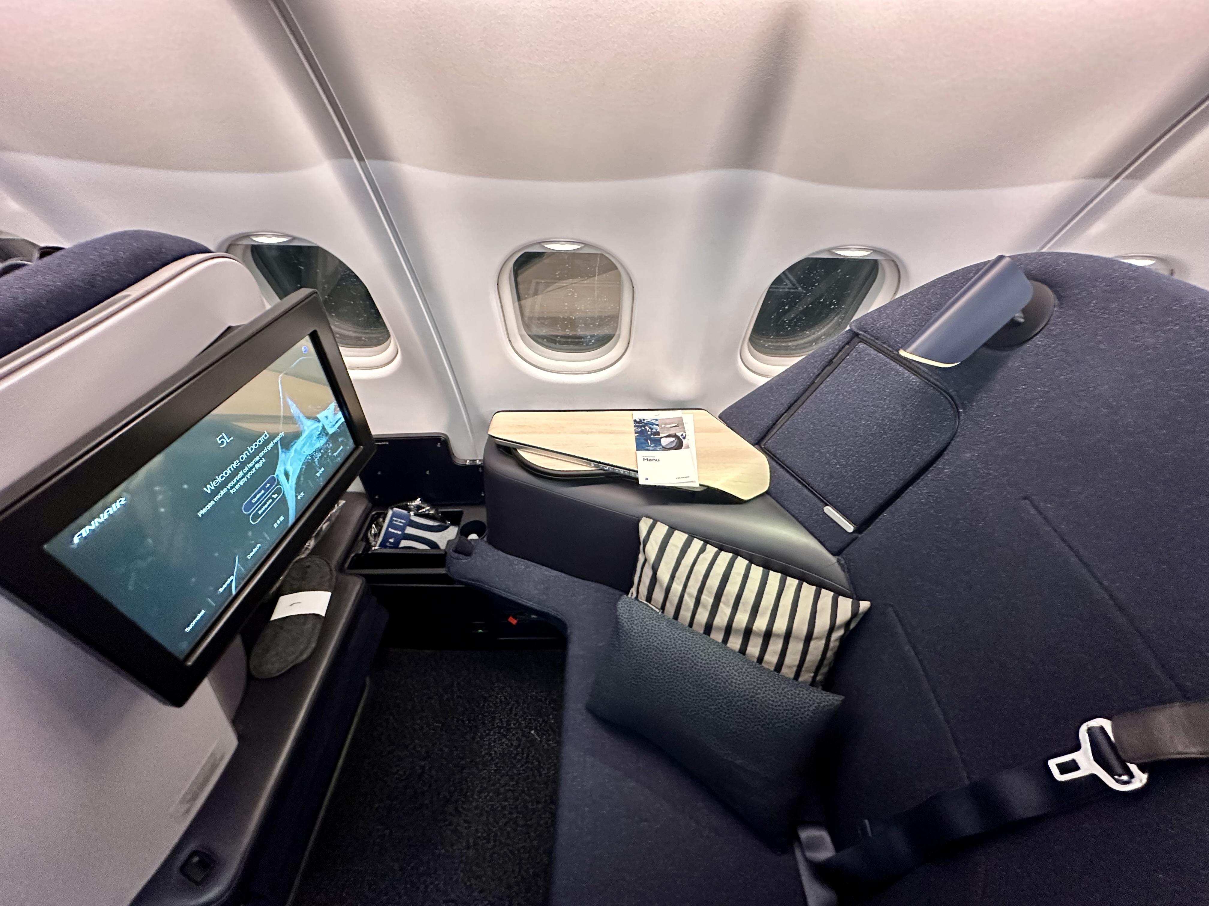 The Finnair A330 Business Class AirLounge Seat