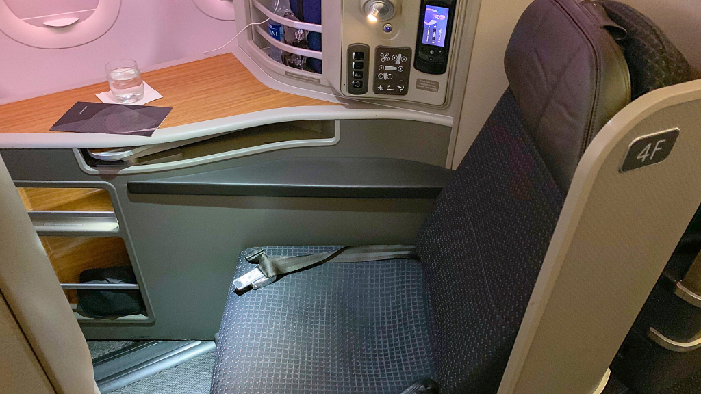 A first class seat aboard an American Airlines Airbus A321T