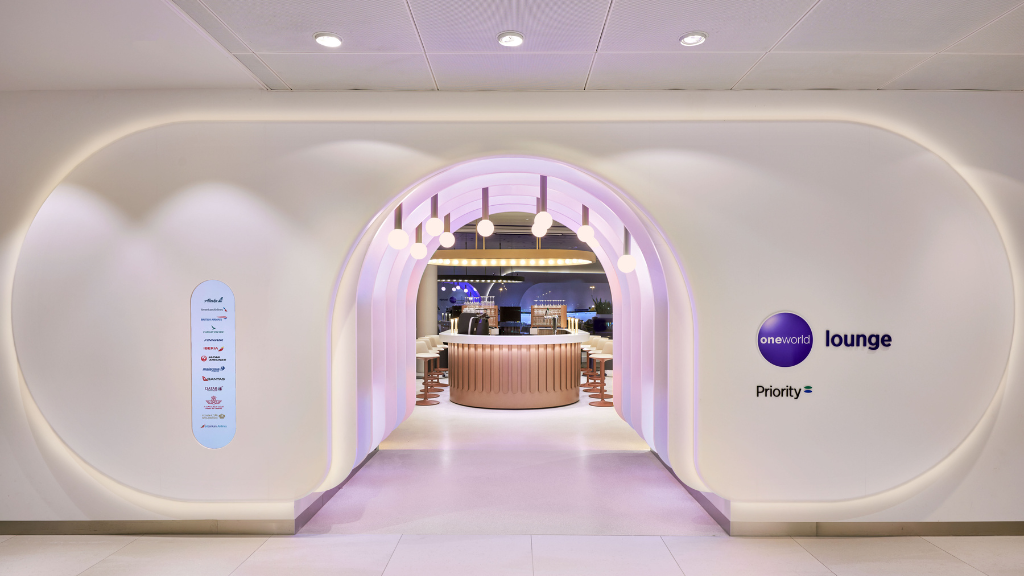 The entrance to the Oneworld Lounge at Amsterdam Schiphol Airport an Admirals Club Partner Lounge