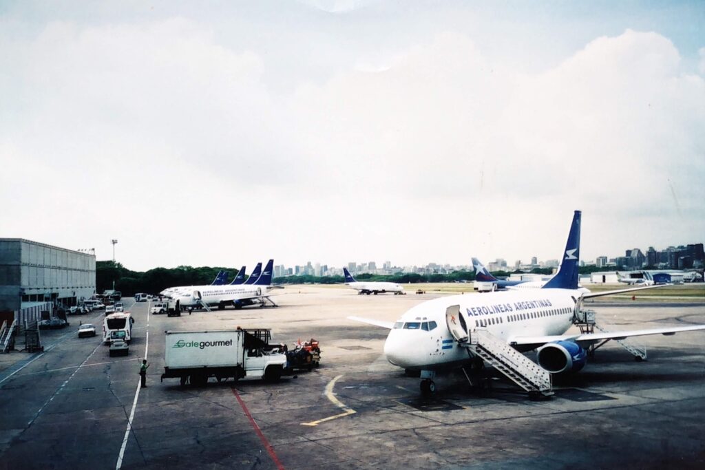 Aerolíneas Argentinas 737s at Aeroparque in 2006