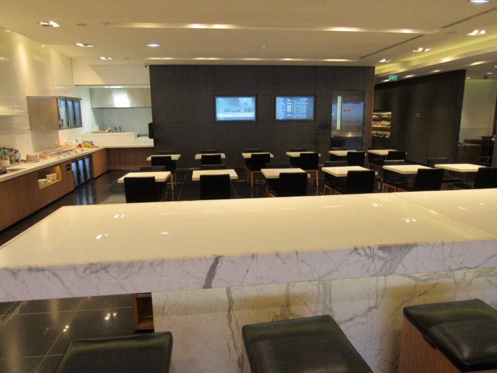 Cathay Pacific Lounge Paris CDG Dining Area