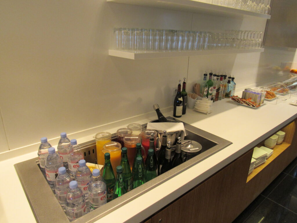 Cathay Pacific Lounge Paris CDGG Drink Selection