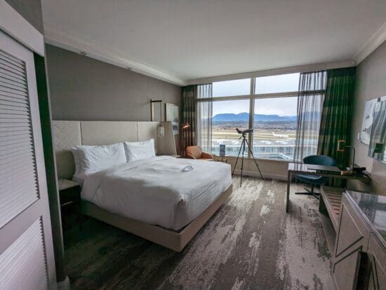 Rooms at Fairmont Vancouver Airport