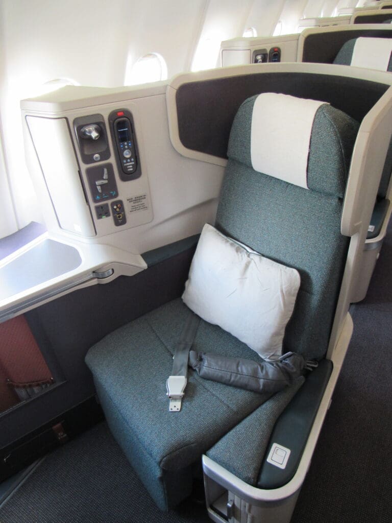 Current Cathay Pacific A350 Business Class Seat