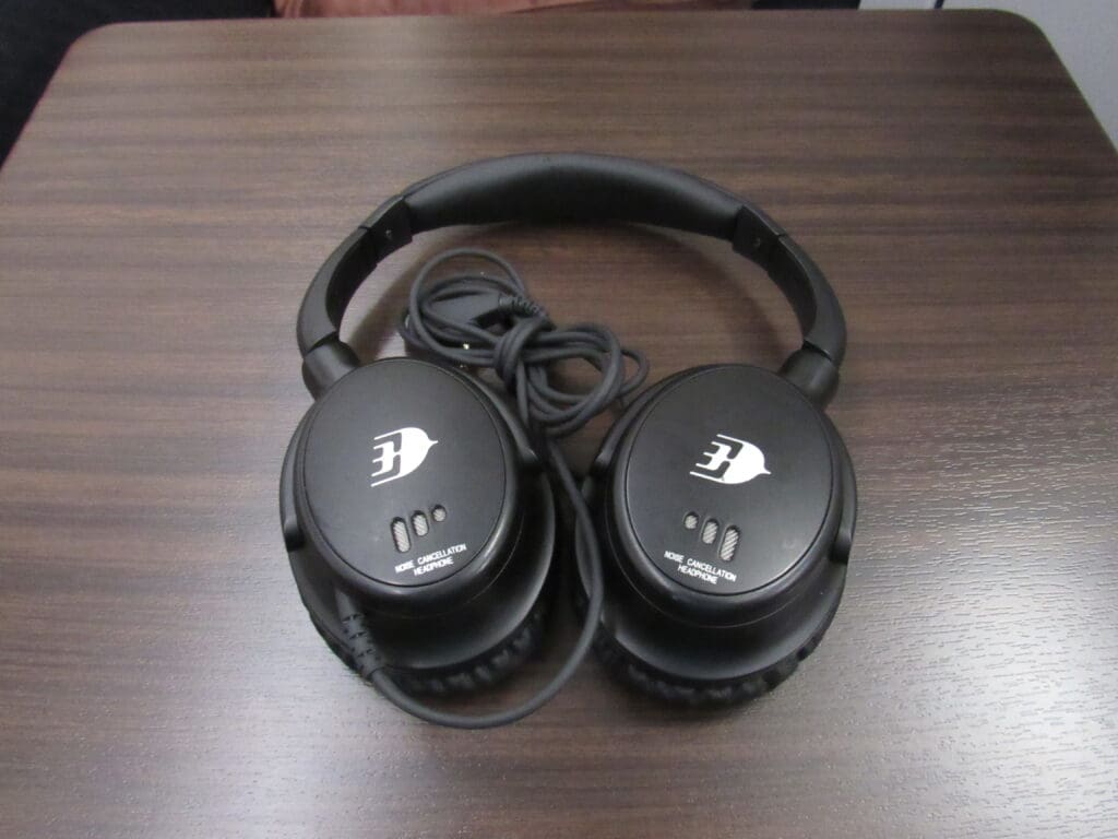 Noise Cancelling Headphones